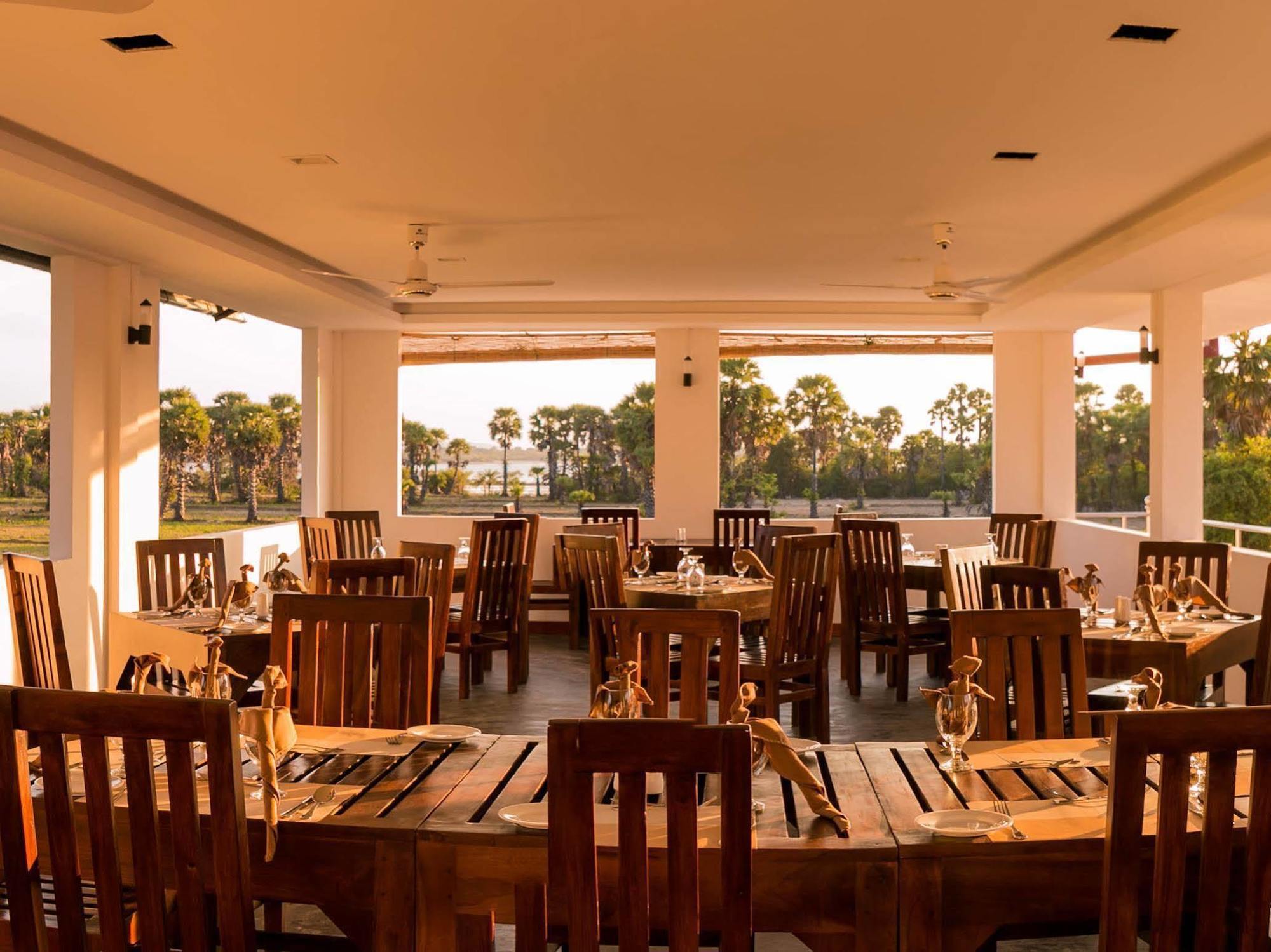 Palmera Eco Resorts Nilaveli Trincomalee Extérieur photo