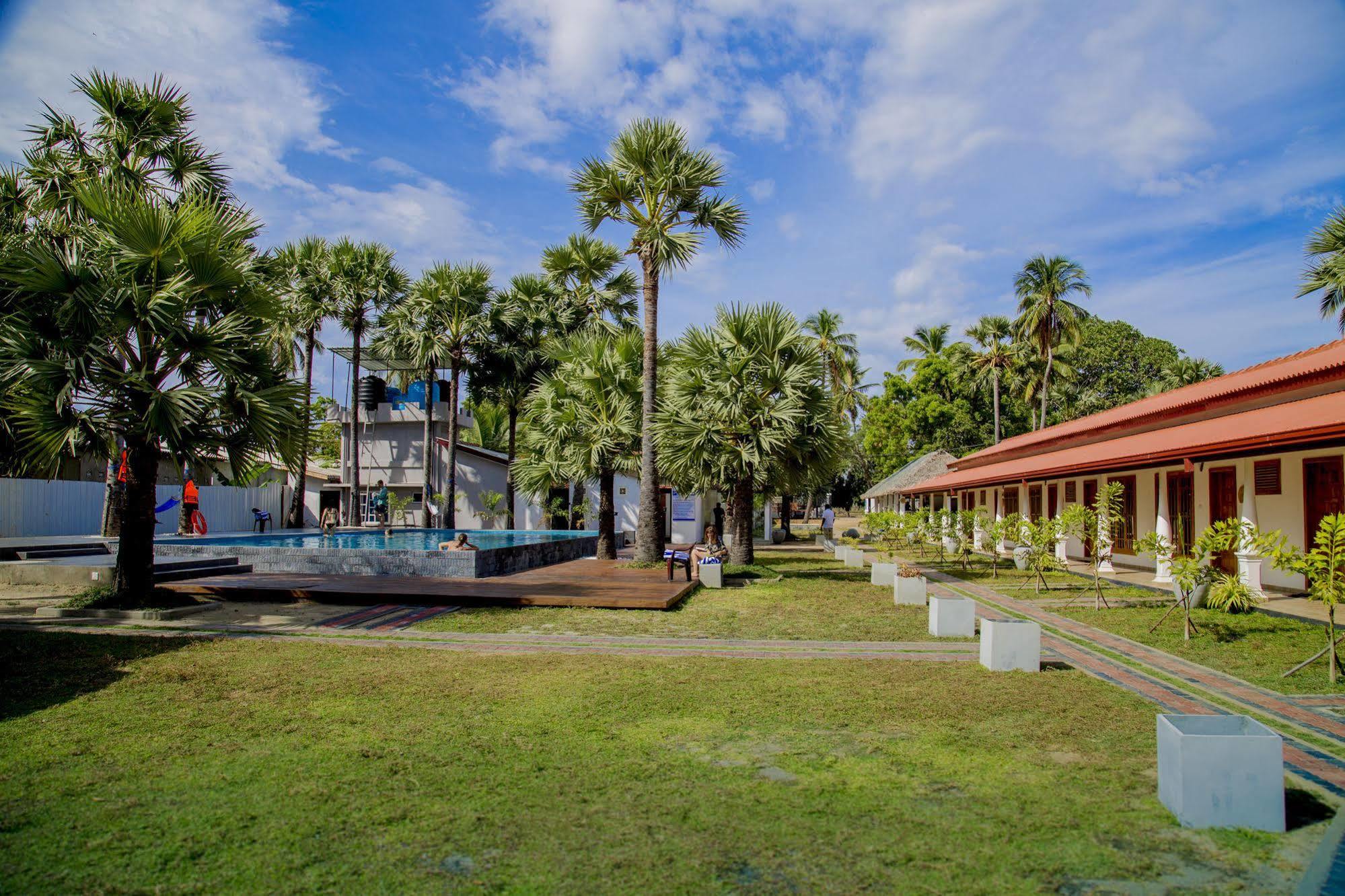 Palmera Eco Resorts Nilaveli Trincomalee Extérieur photo
